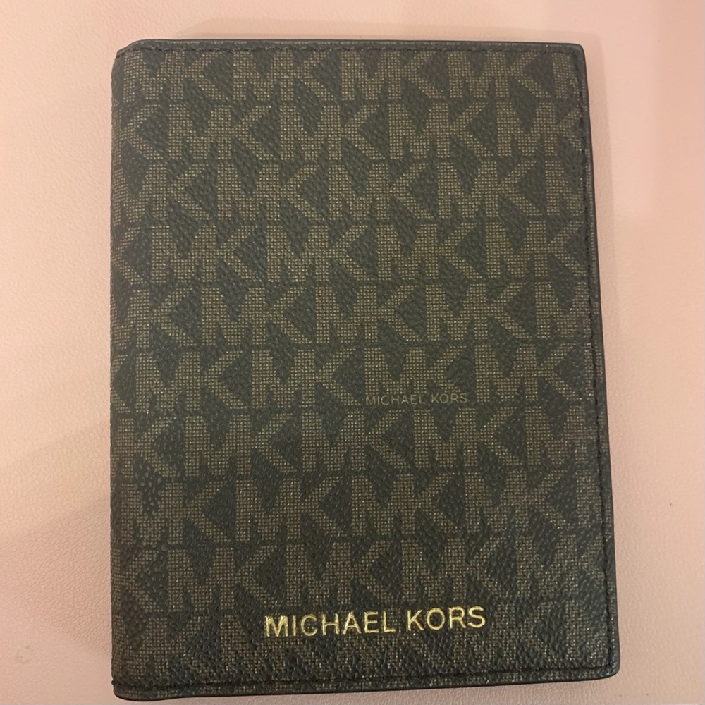 Michael Kors Passport Wallet